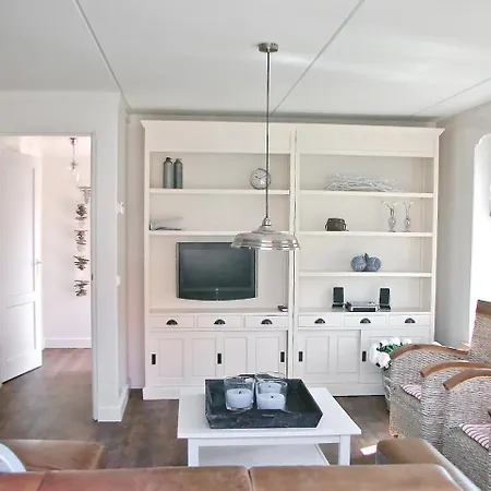Holiday home Wiringherlant-7 By Interhome *